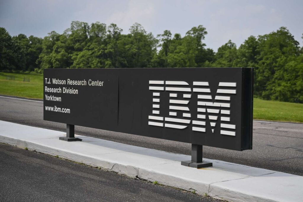 IBM Stock Slips on Slowing Software Sales Growth, But Analysts Stay Bullish