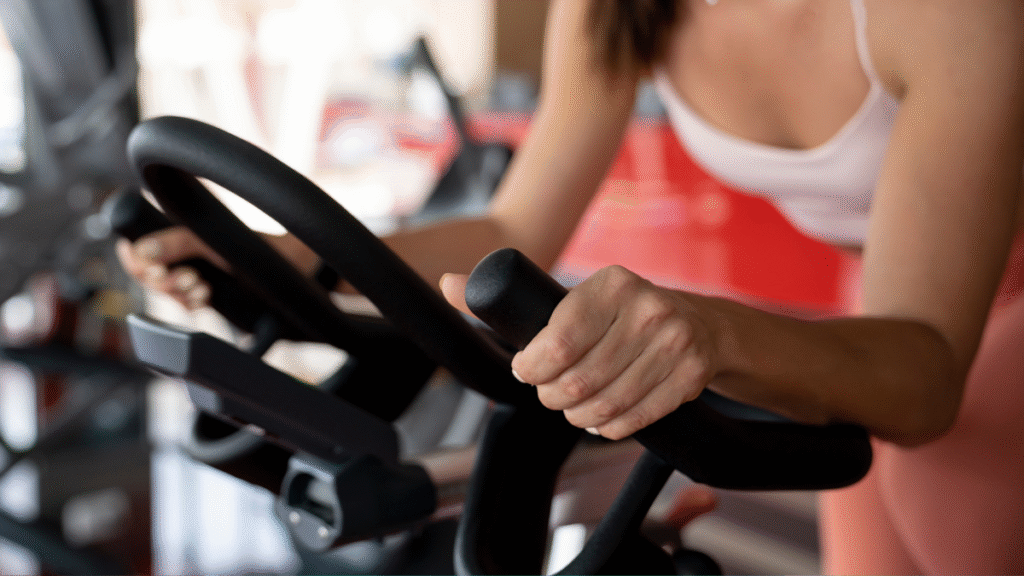 I'm Not Multitasking During At-Home Workouts Anymore (and You Shouldn't Either)