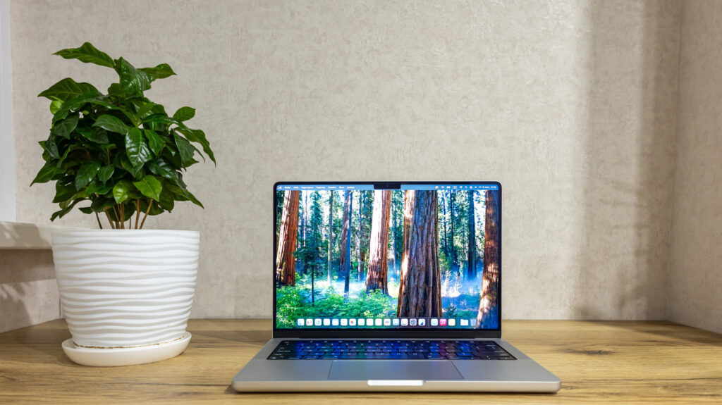 Apple's First 5G MacBook Pro Might Arrive Sooner Than Expected