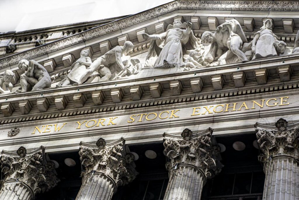 Dow, S&P 500, Nasdaq waver with Ukraine's fate, Fed policy in focus