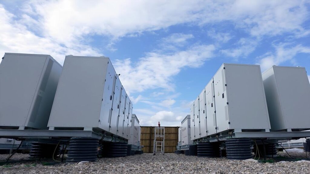 EDF and Ampeak Energy partner to enhance battery storage facility in South Wales