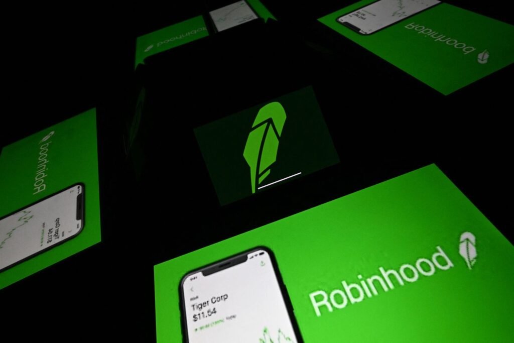 Robinhood, AppLovin Additions Lead S&P 500 Index Changes