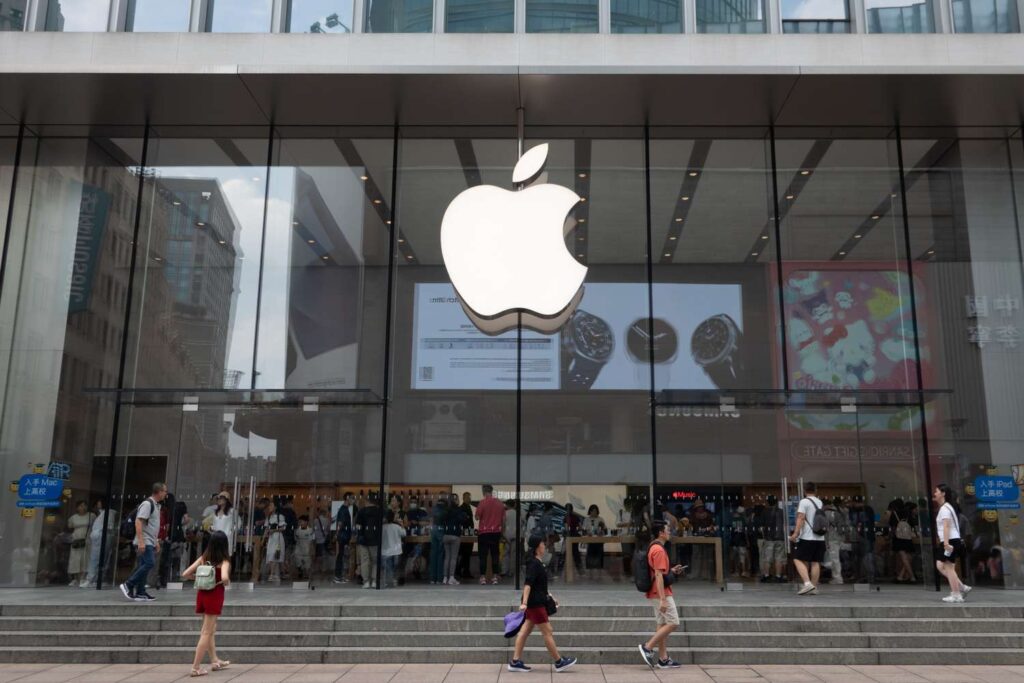 Will Apple's iPhone 17 Launch Be a 'Sell-the-News' Event for Investors?