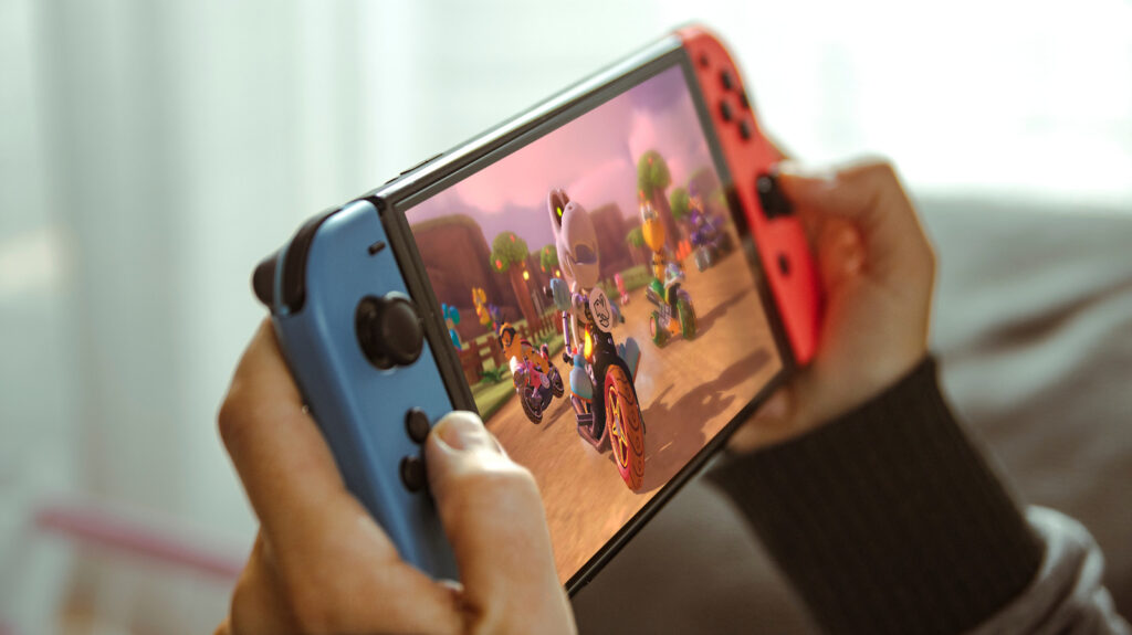 Some Verizon Customers Are Getting A Nintendo Switch For Free