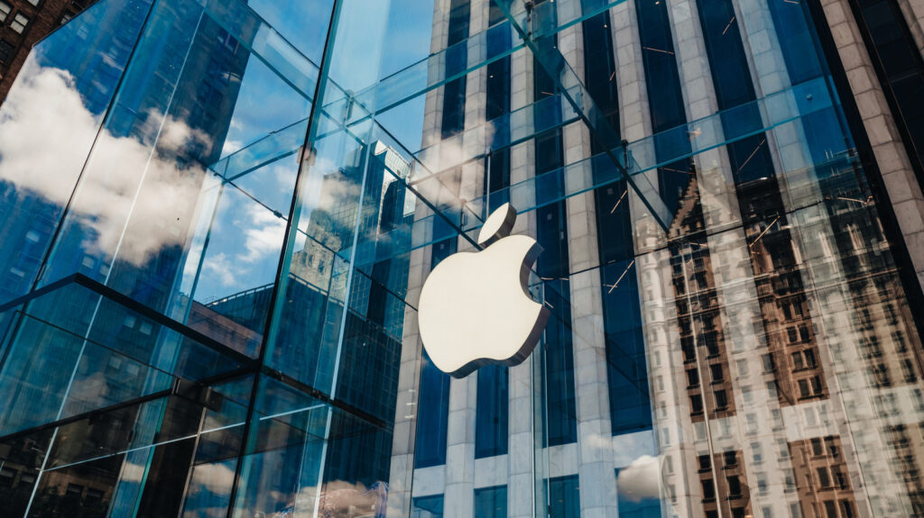 Avalanche Of Apple Departures Continues With Two More Executives