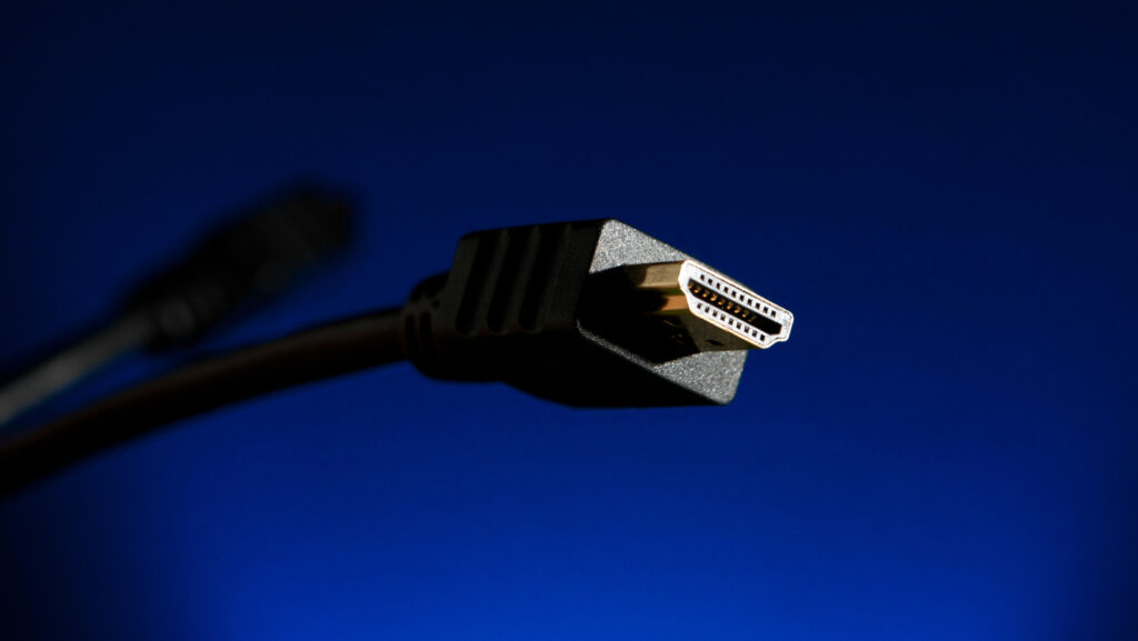How To Choose The Right HDMI Cable For Your Smart TV