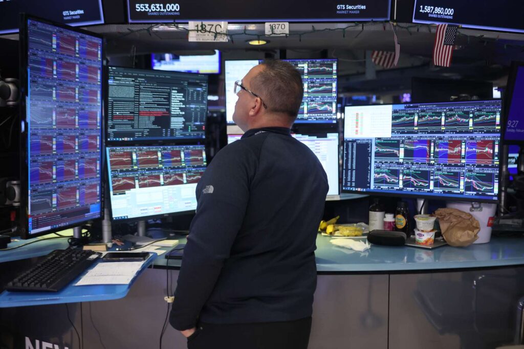 Futures Fall Ahead of Inflation Reading; Nvidia Shares Little Changed After Sinking Futures Fall Ahead of Inflation Reading; Nvidia Shares Little Changed After Sinking