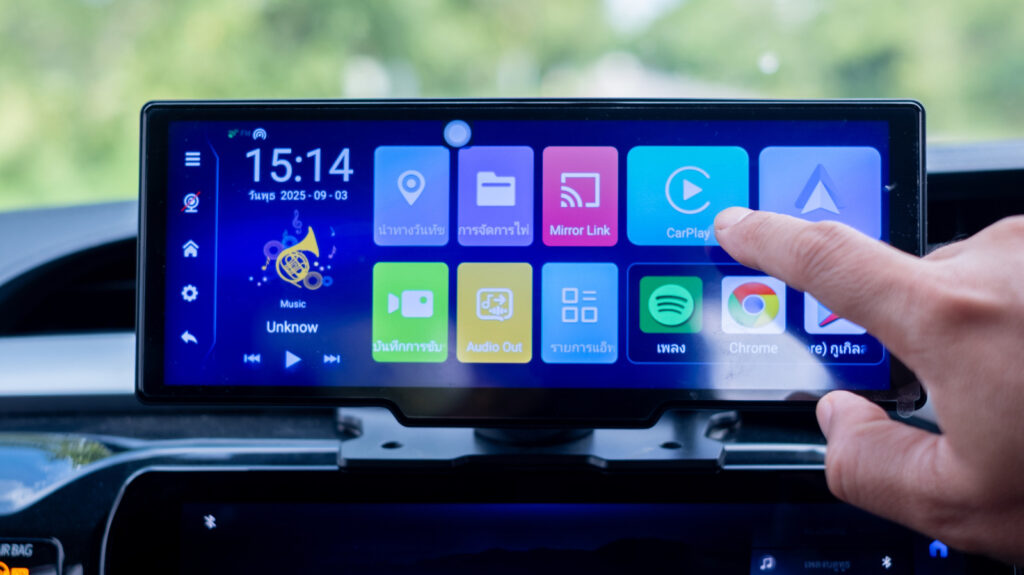 The 8 Best And 6 Worst Apple CarPlay Features According To Users