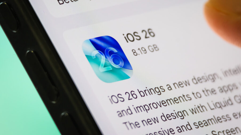 What Is The Oldest iPhone iOS 26 Still Supports?