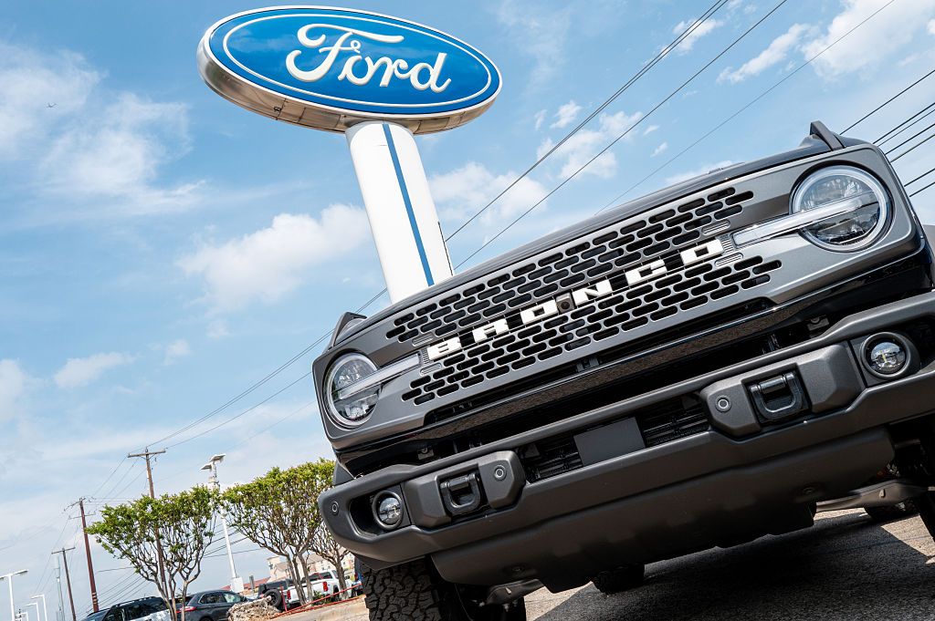 Ford Stock: What a $1,000 Investment 20 Years Ago Is Worth Now Ford stock