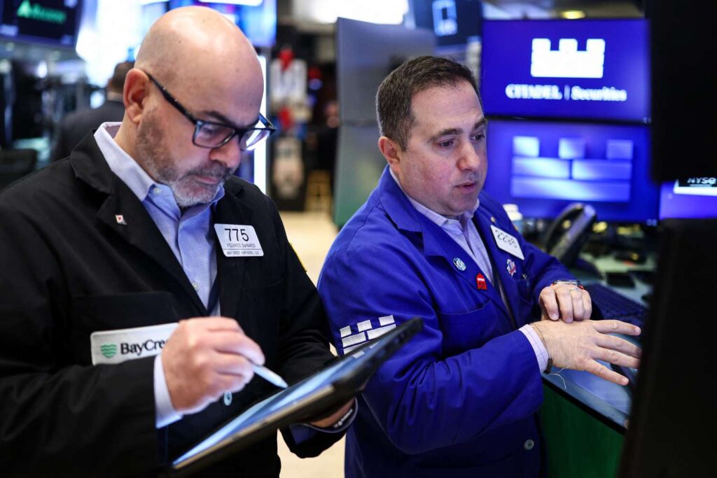 Major Indexes Plummet as Iran War Escalates; Dow Drops 1100 Points; Oil, Treasury Yields Jump Further Major Indexes Plummet as Iran War Escalates; Dow Drops 1100 Points; Oil, Treasury Yields Jump Further