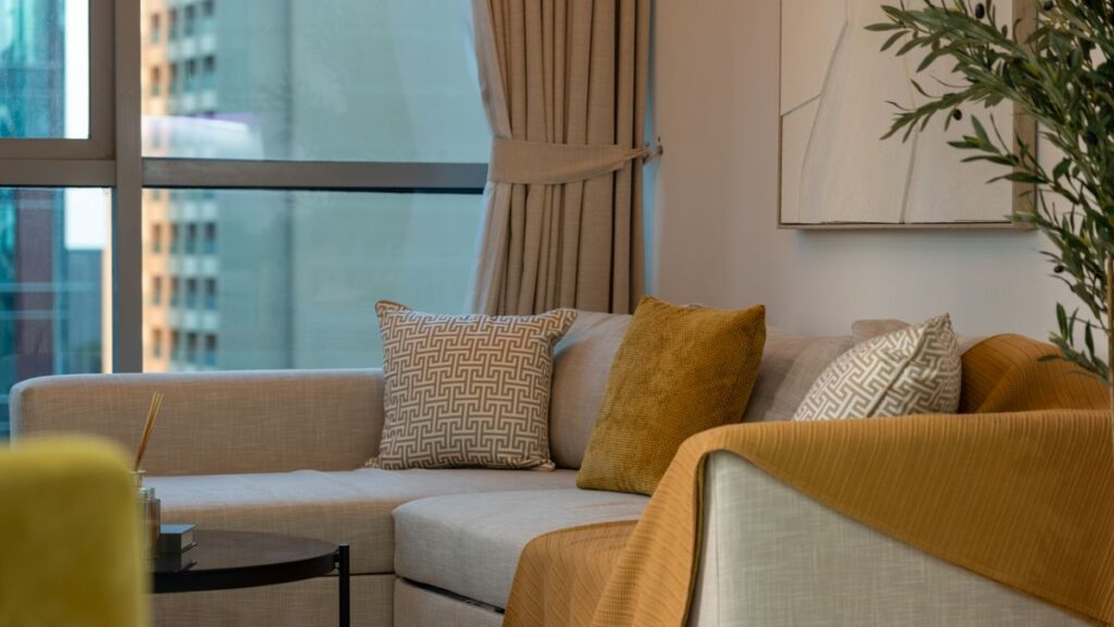 Cost of Living in Dubai 2026: An Honest Monthly Budget for a Single Person Cost of living Dubai 2026, modern Dubai apartment interior, monthly budget for a single expat