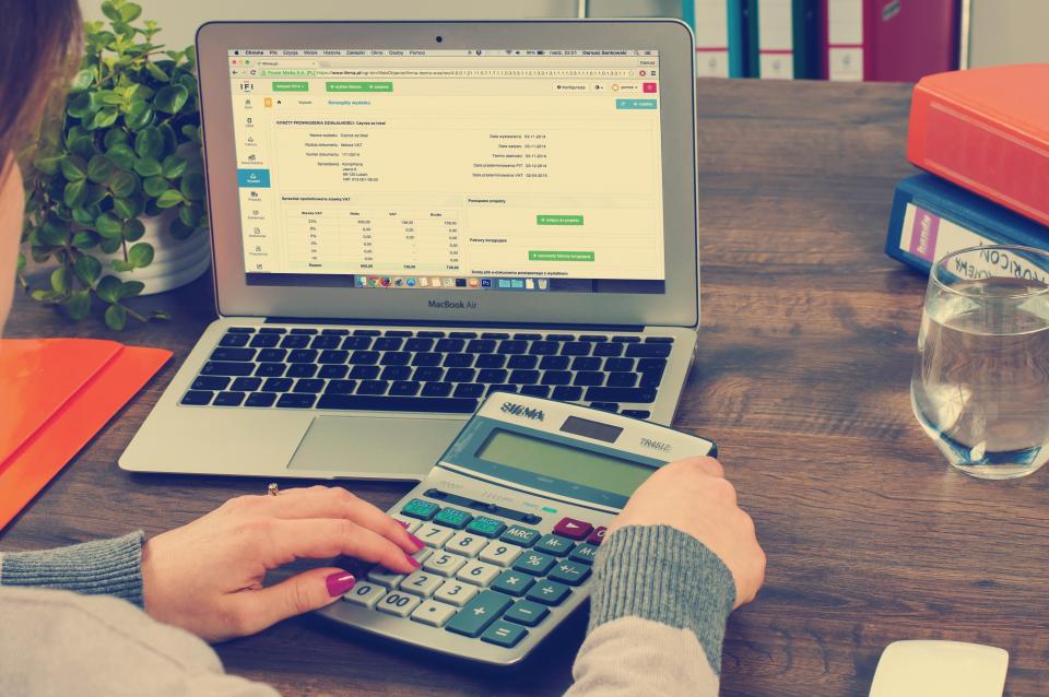 What to Include on a Freelance Invoice to Get Paid Faster what to include on a freelance invoice